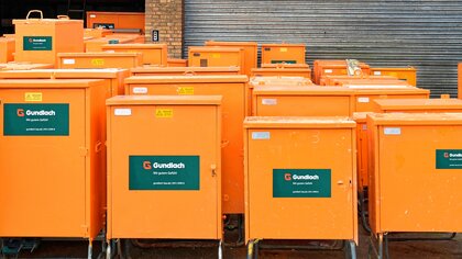 Baustelleneinrichtung: Unsere orangenen Stromkästen für Baustellen in Hannover.