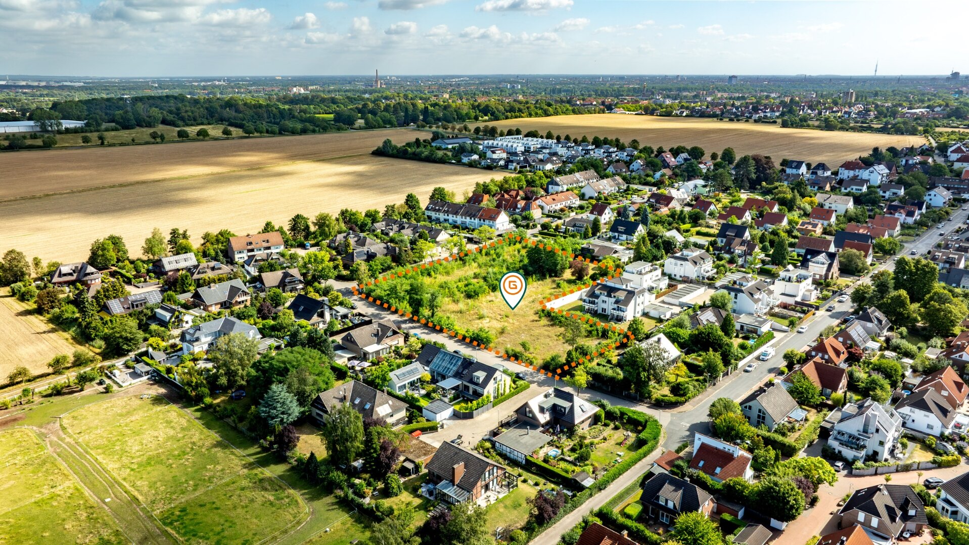 VelbERLEBEN von oben_Baugrundstück vor den Toren der Stadt Hannover