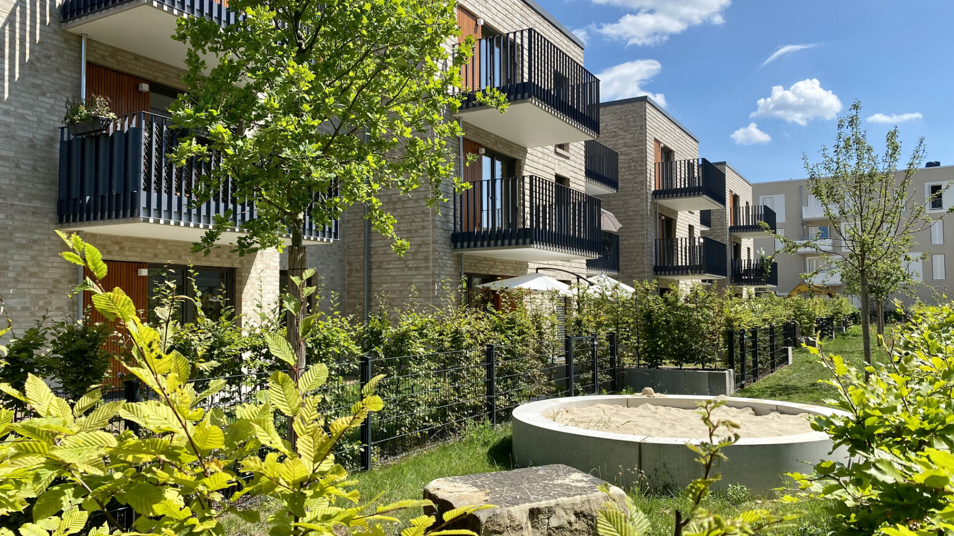 Gartenansicht_Hannover-Bothfeld | bezugsfertige 2‑Zimmer‑Eigentumswohnung mit eigenem Gartenanteil 