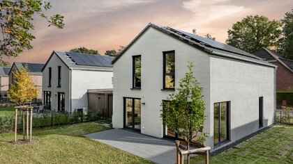 Gartenansicht_Haus kaufen in Hannover_Laheglück_Kfw40-Haus in Hannover-Lahe_Gundlach Bauträger