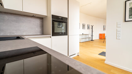 mitteNgrün: Blick in die Musterwohnung.