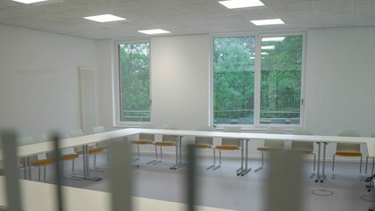 Klassenzimmer in der Schornsteinfegerschule in Hannover - Gundlach Bauunternehmen