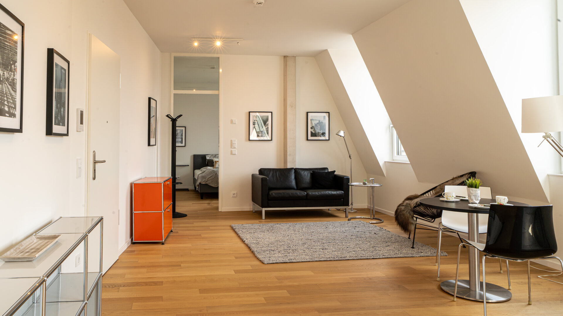 mitteNgrün: Blick in die Musterwohnung.