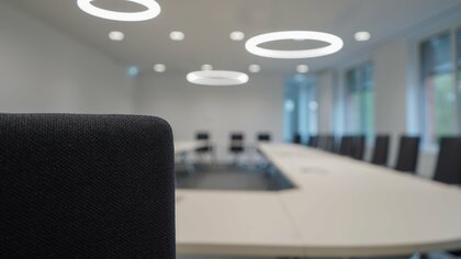 Konferenzraum in der Schornsteinfegerschule in Marienwerder - Gundlach Bauunternehmen