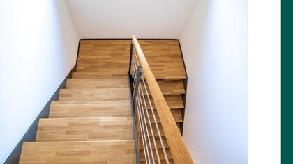 Treppenaufgang_Haus kaufen in Hannover_Laheglück_Kfw40-Haus in Hannover-Lahe_Gundlach Bauträger