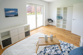 Schlafzimmer_Wohnung kaufen_Außenansicht_Anlageimmobilie Herzkamp Eigentumswohnung kaufen_Gundlach Bauträger aus Hannover