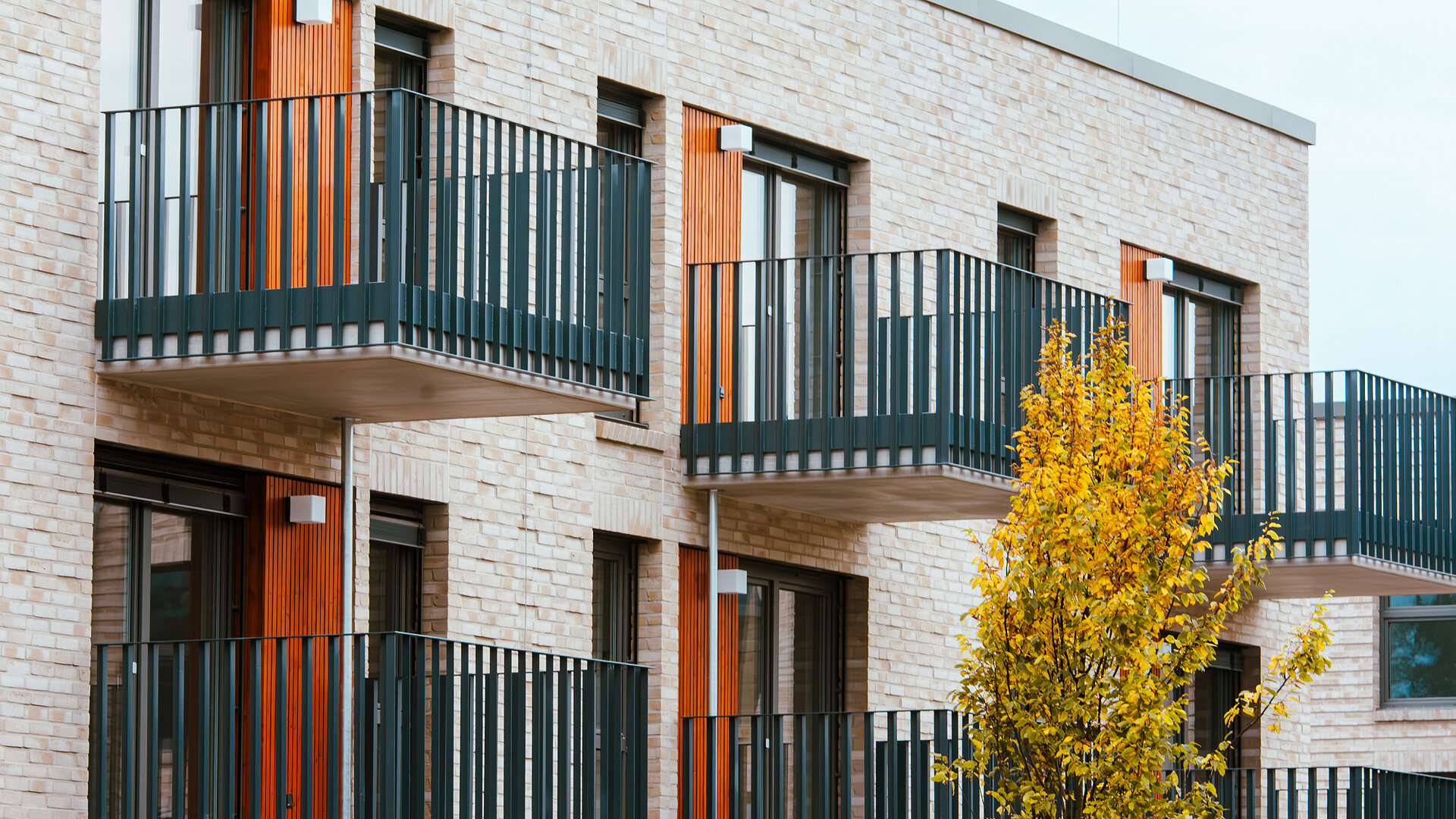 Balkone_Hannover-Bothfeld | bezugsfertige 2‑Zimmer‑Eigentumswohnung mit eigenem Gartenanteil 