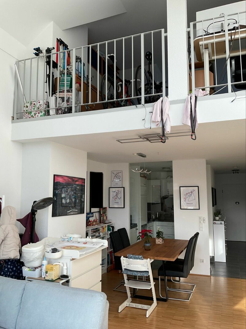 Wohn-/Essbereich und Galerie