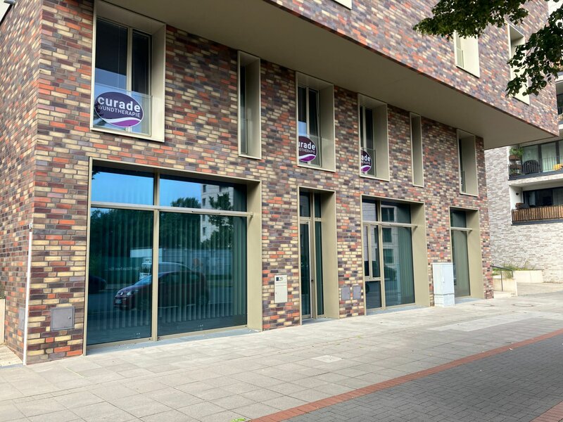 Moderne Gewerbefläche außen