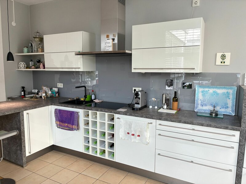 Einbauküche des Mieters  