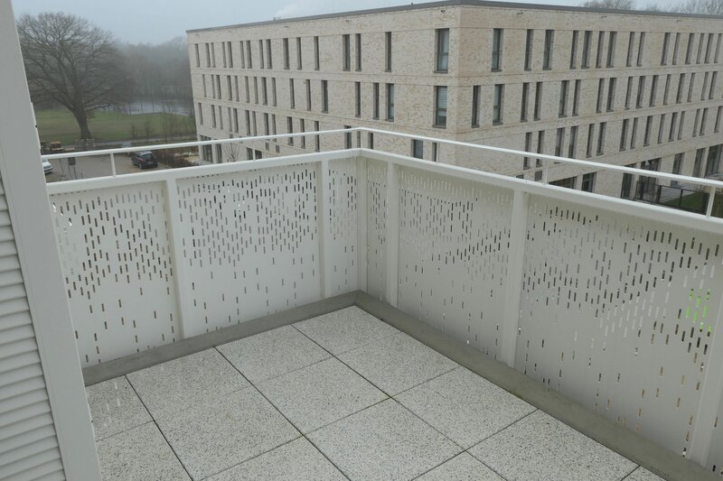 Moderner Balkonblick