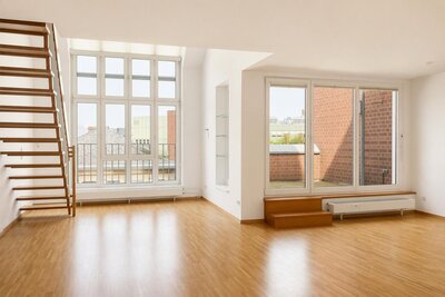 Wohnzimmer mit Loggia