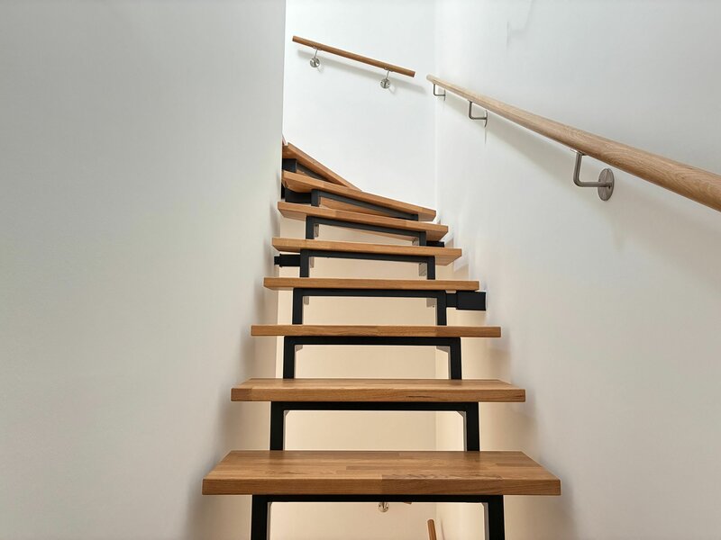 Treppe ins 2. OG