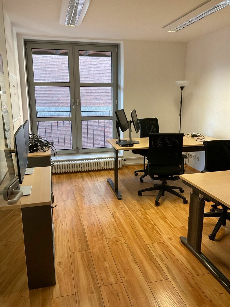 Büro 2