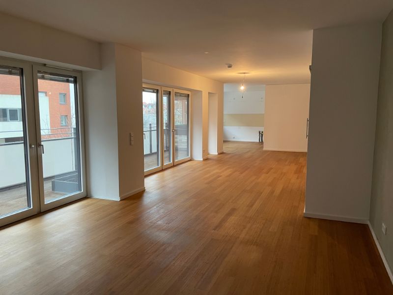 Wohnzimmer mit Blick zur Küche